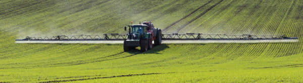 agriculture spraying fertilizer england